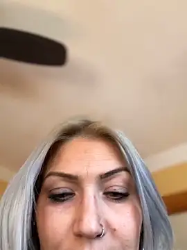 LittleMissEeve live sex cam