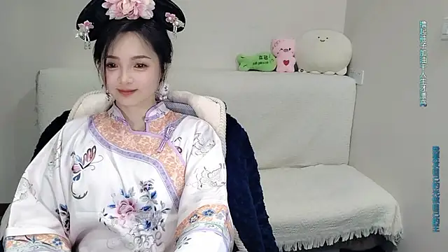 -J-o-y- live sex cam