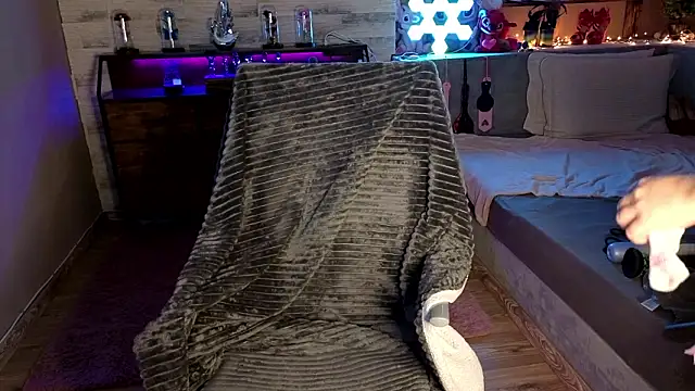 Kimberly-Caprice's cam snapshot