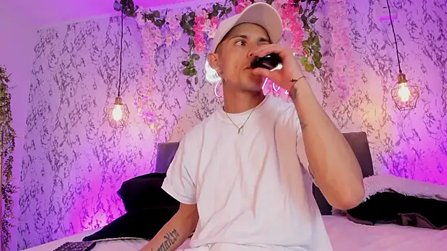 Bonny_and_carrot live sex cam