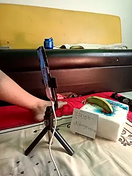 Honey_rose2's cam snapshot