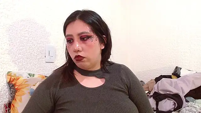 AntoneellaF's cam snapshot