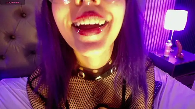 rihonna_hs8's cam snapshot