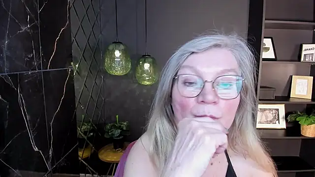 NataliMellow's cam snapshot