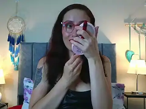 IberianMoonMK's cam snapshot