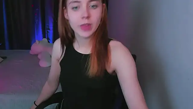 Bella_xBaby's cam snapshot