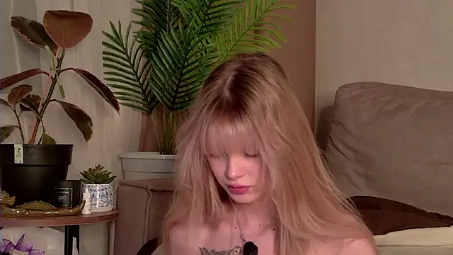 BellaSecrettt live sex cam