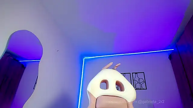 gabriela_r's cam snapshot