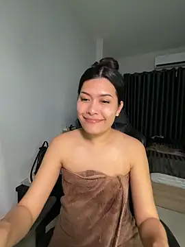 NaughtyKK_'s cam snapshot