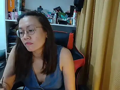 crizzybel's cam snapshot