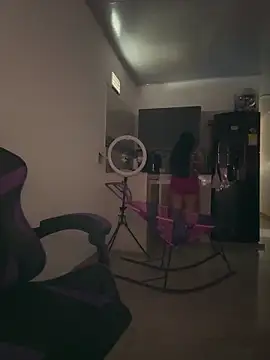 Lovelipsbig's cam snapshot