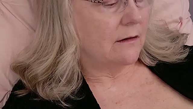 Kaitlyn_Winters's cam snapshot