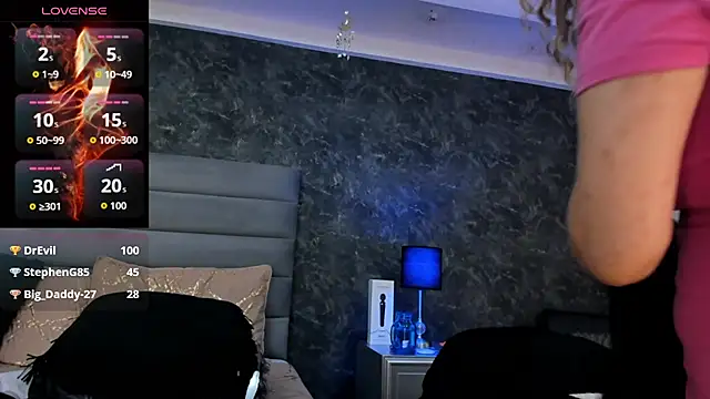 Bella_Evans_'s cam snapshot