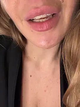 sailor_titti's cam snapshot