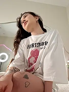 Heather_Ivy's cam snapshot