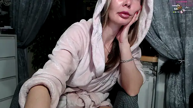 Aurora108's cam snapshot