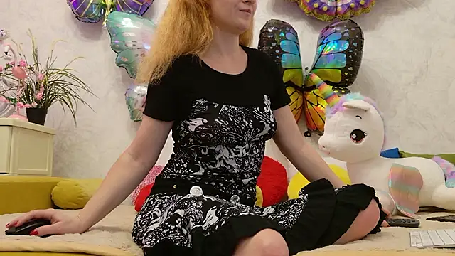 SimaGoldy's cam snapshot