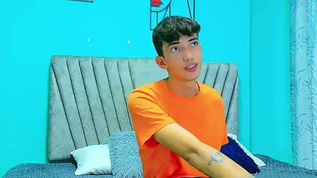 Maikol_Ortiz live sex cam