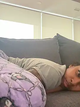 Your_Paris live sex cam