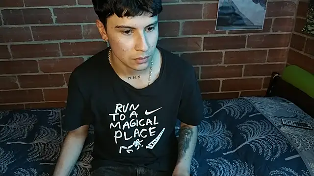 PaulDamico live sex cam