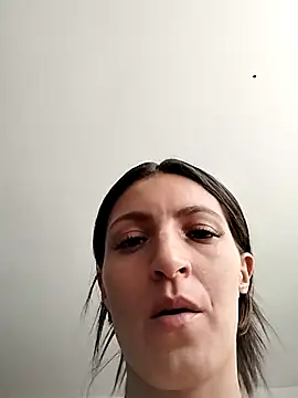 tina2204's cam snapshot