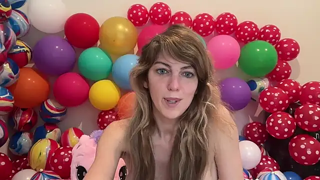 CelestialRuby's cam snapshot