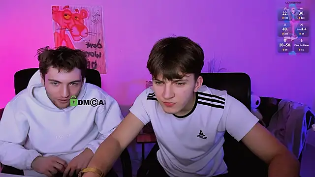 travis_wolf_'s cam snapshot