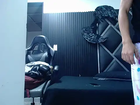 Dogan_Renzo0's cam snapshot