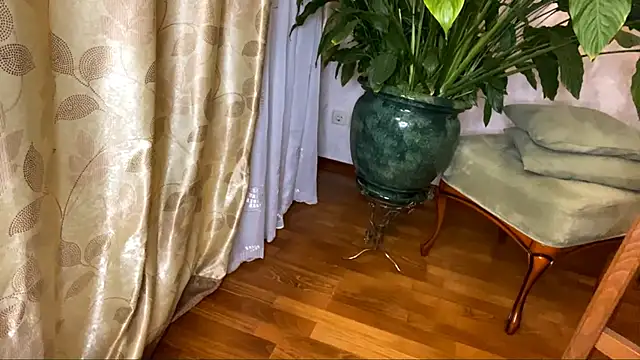 Undinkis's cam snapshot