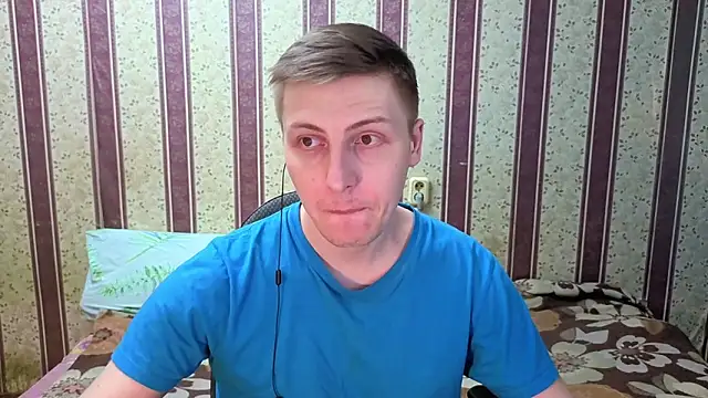 darienlarge's cam snapshot