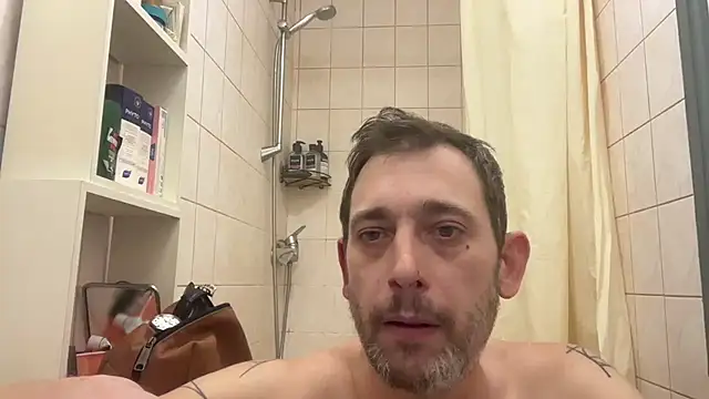 tamtamat46's cam snapshot