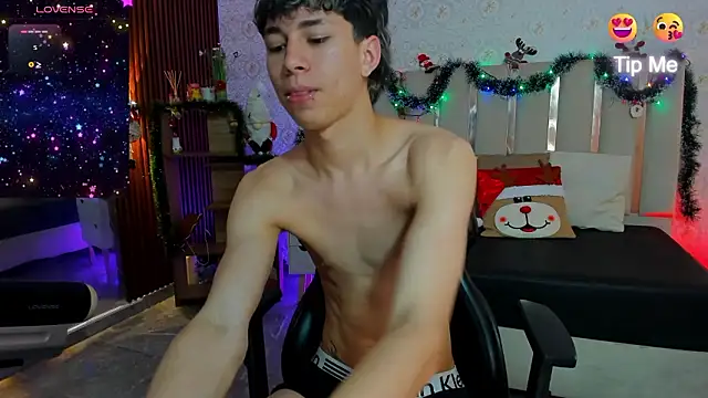 kaelwolf_tay's cam snapshot