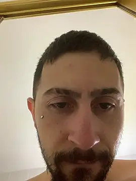 robeertiito's cam snapshot