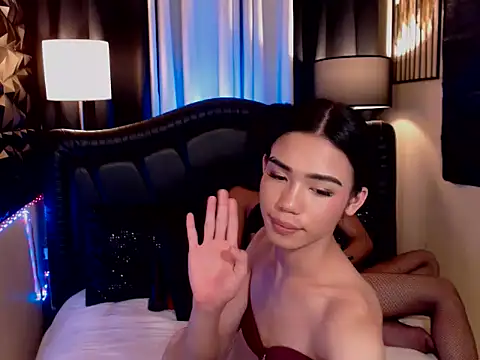 Valentina_Eloise live sex cam