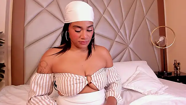 PaulinaMuller's cam snapshot