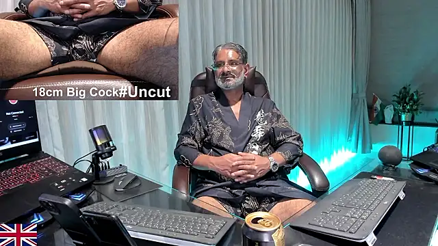 OnlineBossUK's cam snapshot