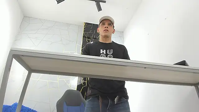 Steven_x94's cam snapshot