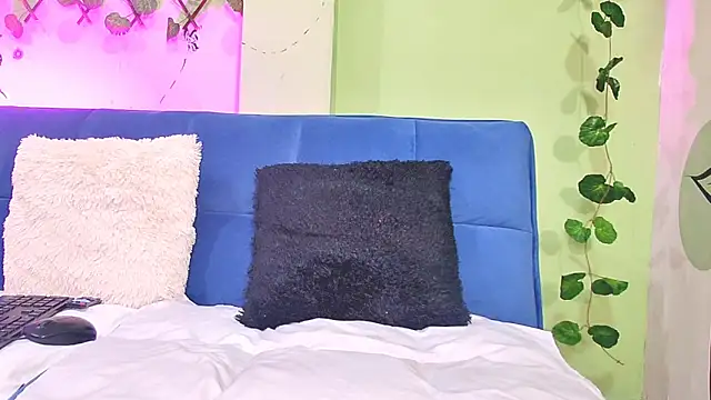 Karen_Ariass's cam snapshot