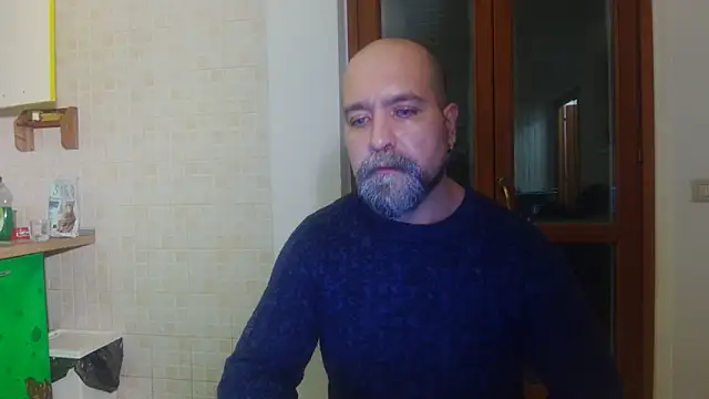 AMIRDIB2025's cam snapshot