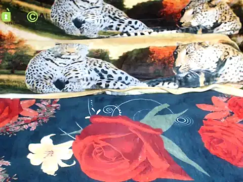 Queen_Sarah live sex cam