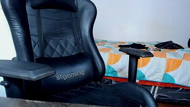 Tommy_Bred's cam snapshot