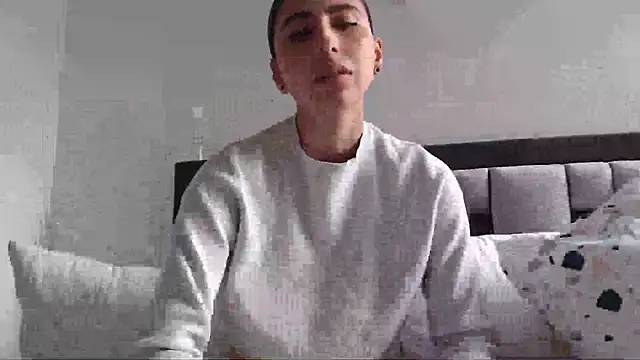 Ameellie's cam snapshot