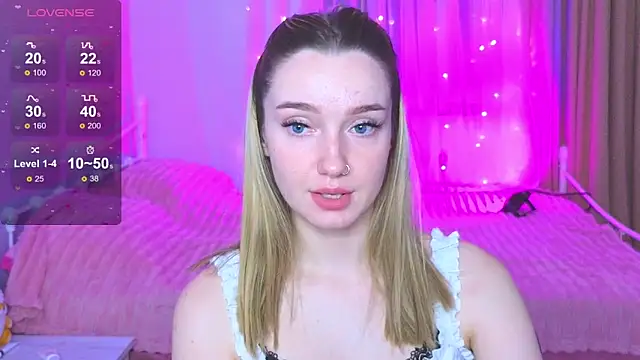 Wild_Sophie_'s cam snapshot