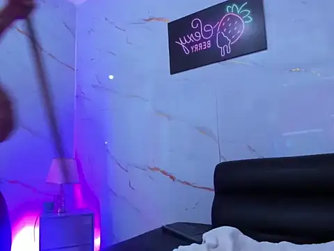 Candy_bhraun live sex cam