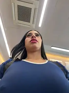 AlannaEvons's cam snapshot