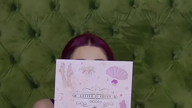 LunaHart's cam snapshot