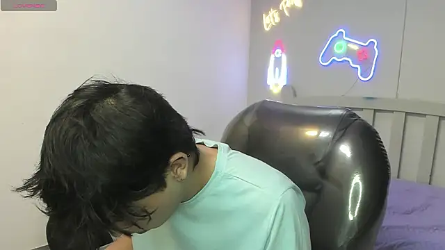 StiwenTwink live sex cam