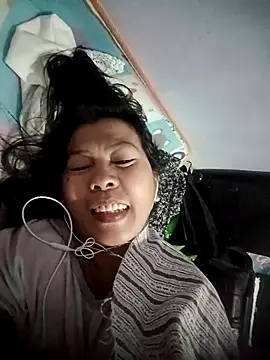 TropicalFlower's cam snapshot