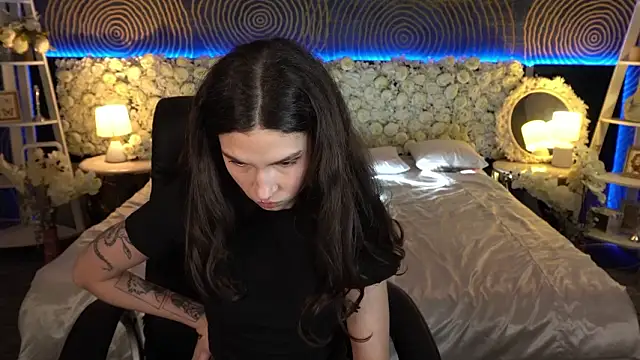 BabyFlowerr's cam snapshot