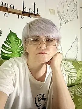 Catty_Lady's cam snapshot